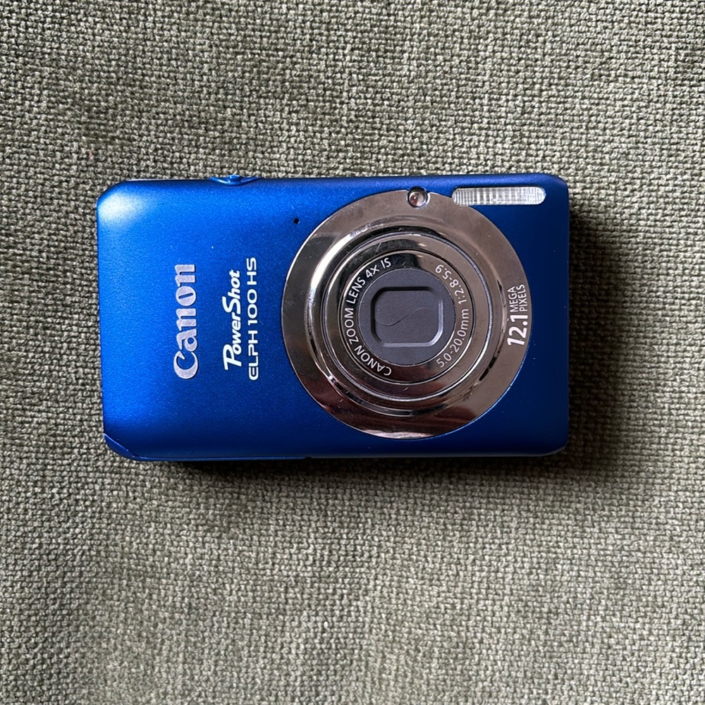 Canon Powershot Elph 100 HS Digital Camera